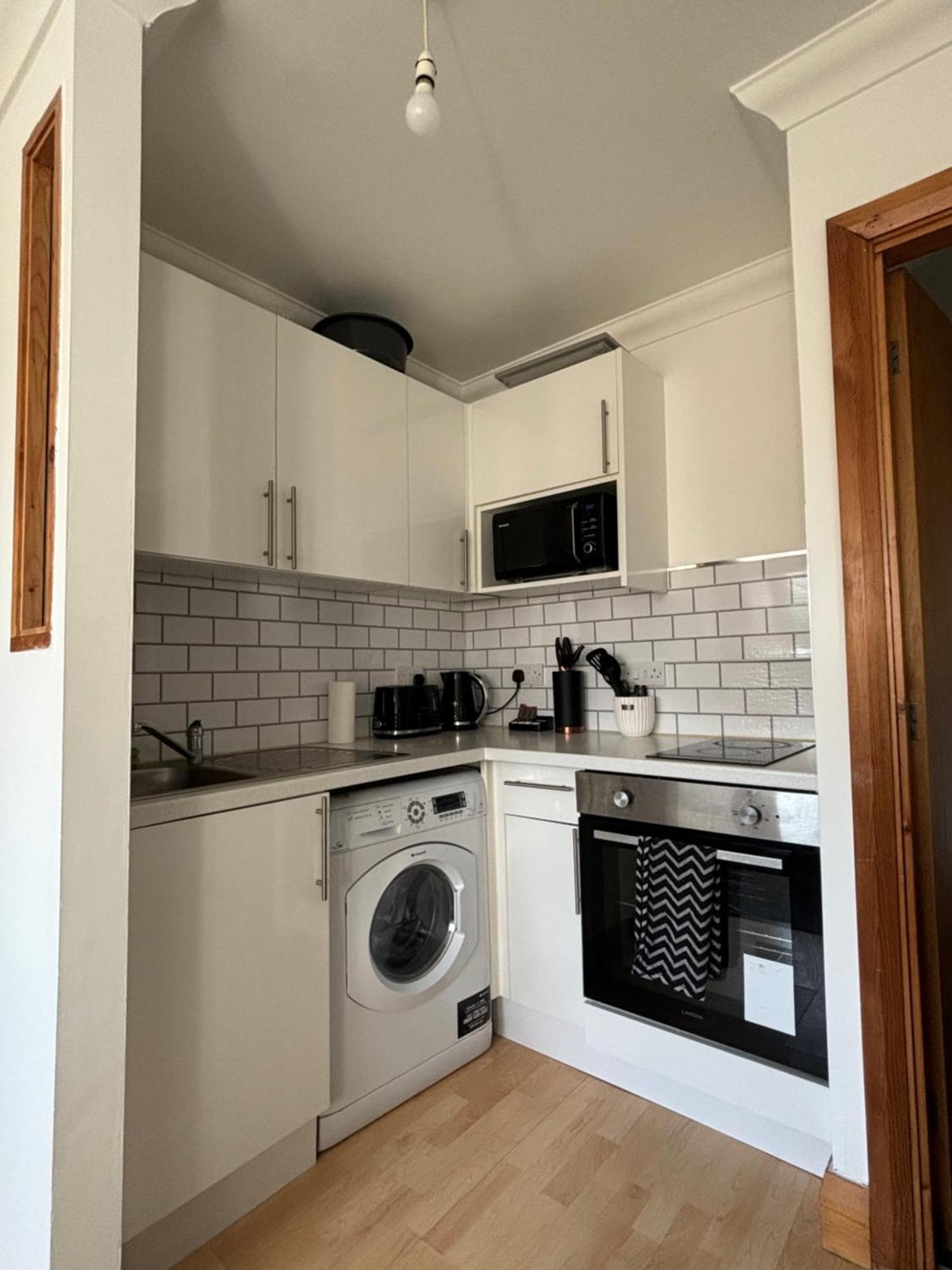 Stylish & Compact City Center Studio Apartment 7A NWI Exterior foto